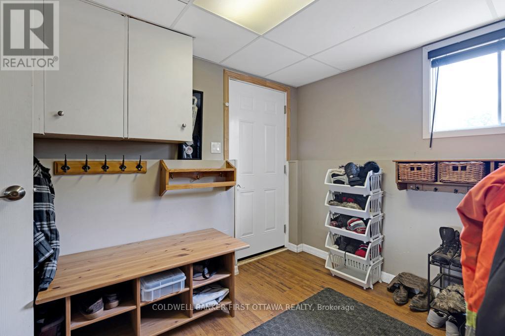 376 Napoleon Street, Carleton Place, Ontario  K7C 4V5 - Photo 30 - X12383047