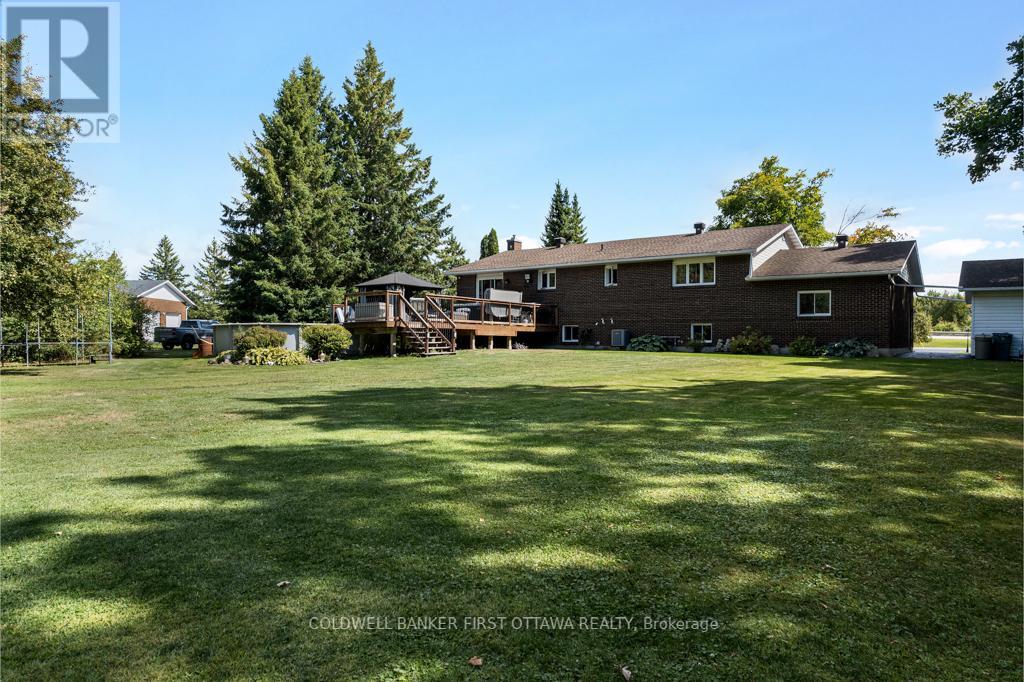 376 Napoleon Street, Carleton Place, Ontario  K7C 4V5 - Photo 45 - X12383047