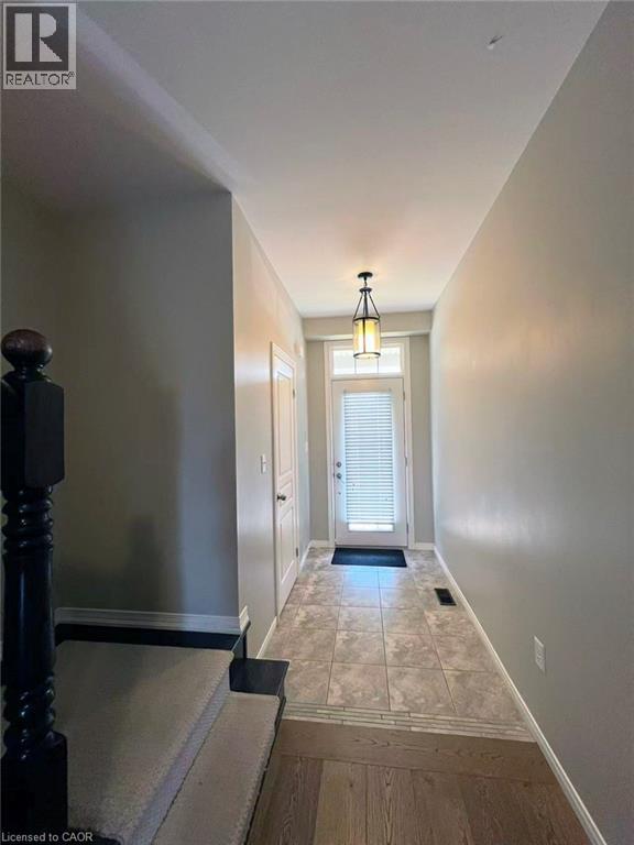 370 Stonehenge Drive Unit# 12, Ancaster, Ontario  L9K 0H9 - Photo 6 - 40770649