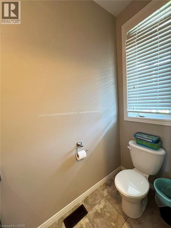 370 Stonehenge Drive Unit# 12, Ancaster, Ontario  L9K 0H9 - Photo 5 - 40770649