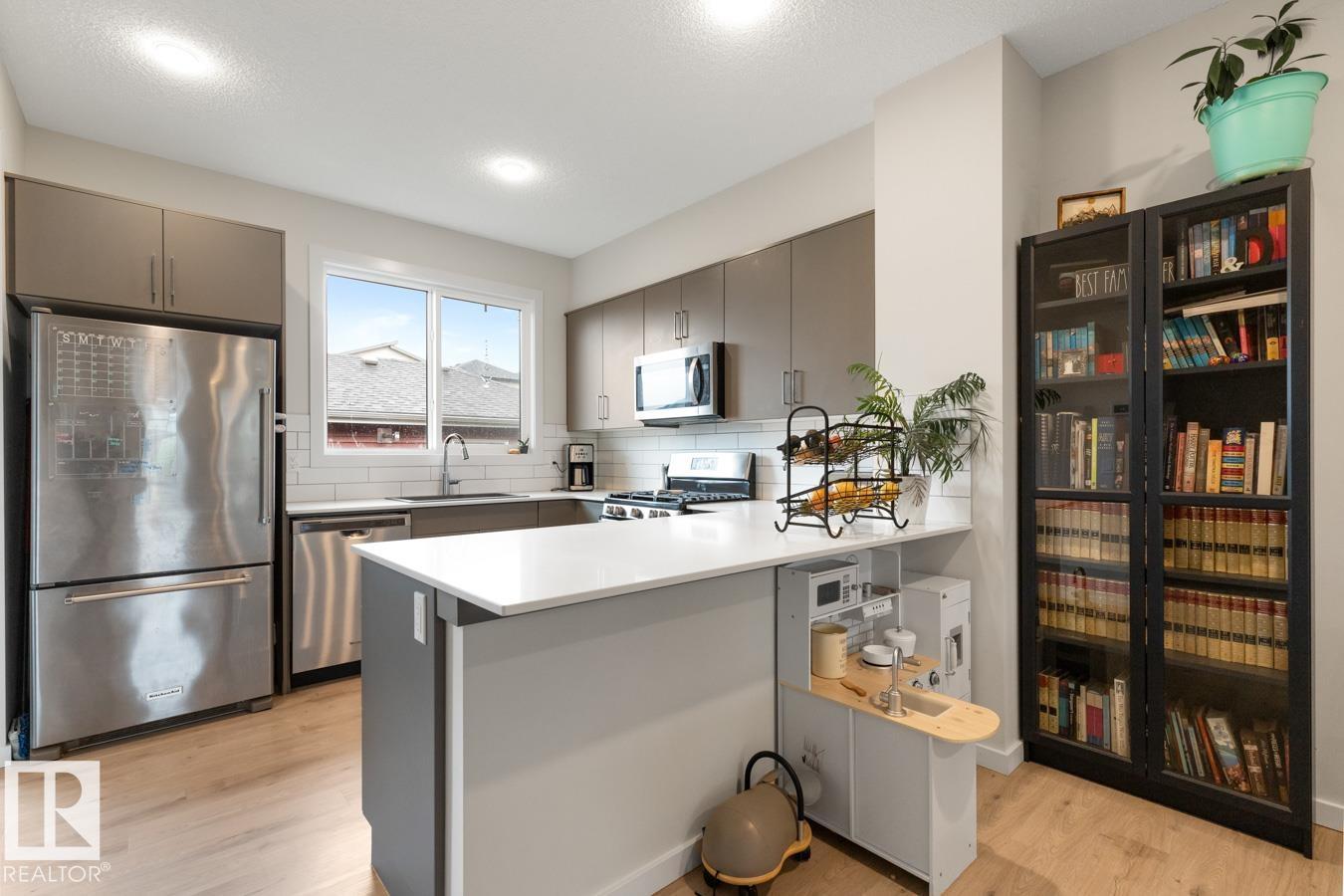 2147 Maple Rd Nw, Edmonton, Alberta  T6T 2L6 - Photo 9 - E4458495