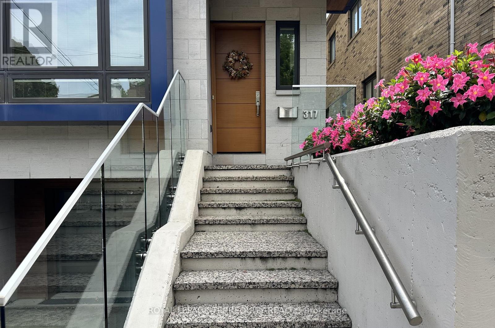 317 Keewatin Avenue, Toronto, Ontario  M4P 2A4 - Photo 2 - C12410724