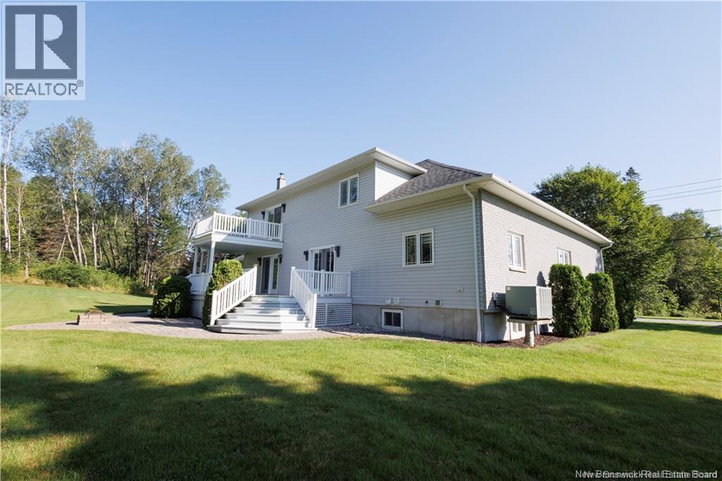 70 River Road, Grand-Sault/grand Falls, New Brunswick  E3Z 1R6 - Photo 4 - NB127055