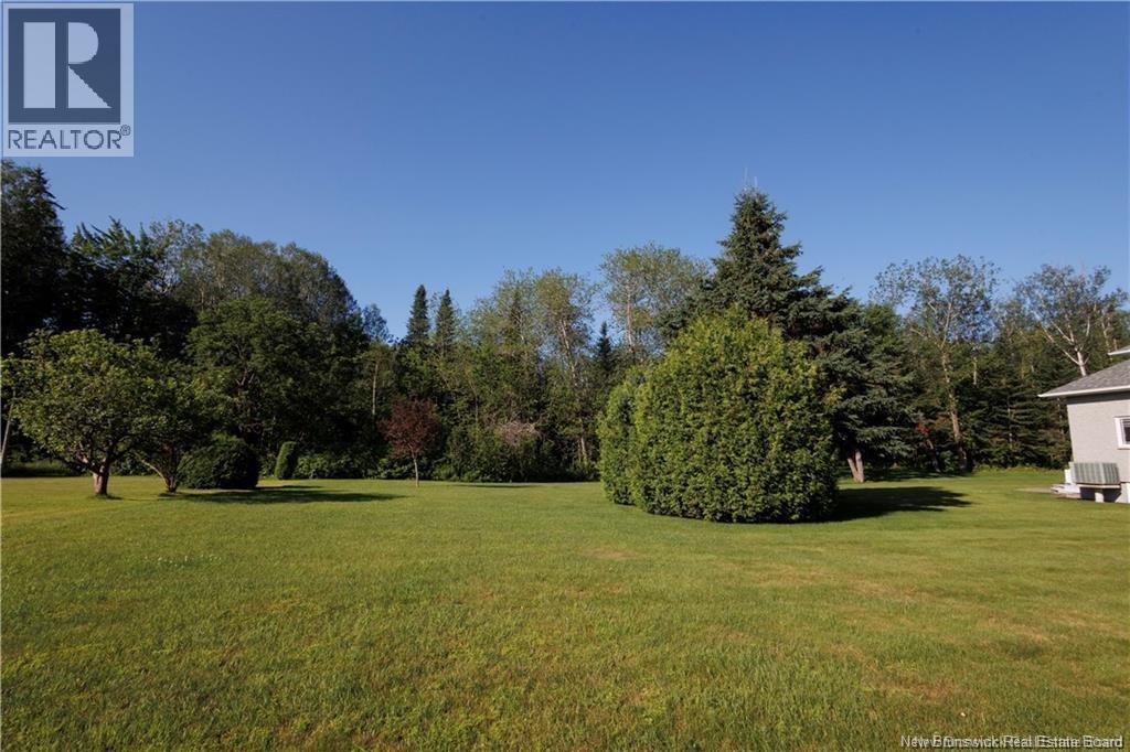 70 River Road, Grand-Sault/grand Falls, New Brunswick  E3Z 1R6 - Photo 7 - NB127055