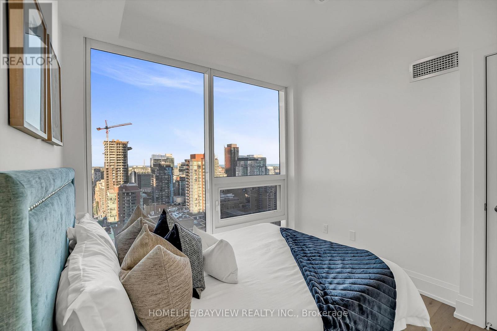 2807 - 89 Church Street, Toronto, Ontario  M5C 0B7 - Photo 36 - C12414246