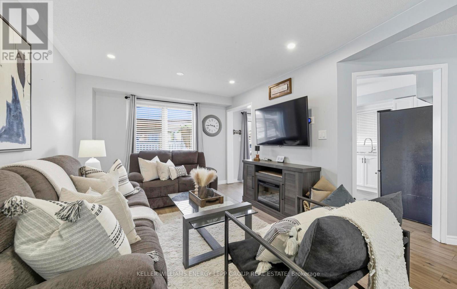 73 Cecil Found Crescent, Clarington, Ontario  L1E 2W1 - Photo 7 - E12413692