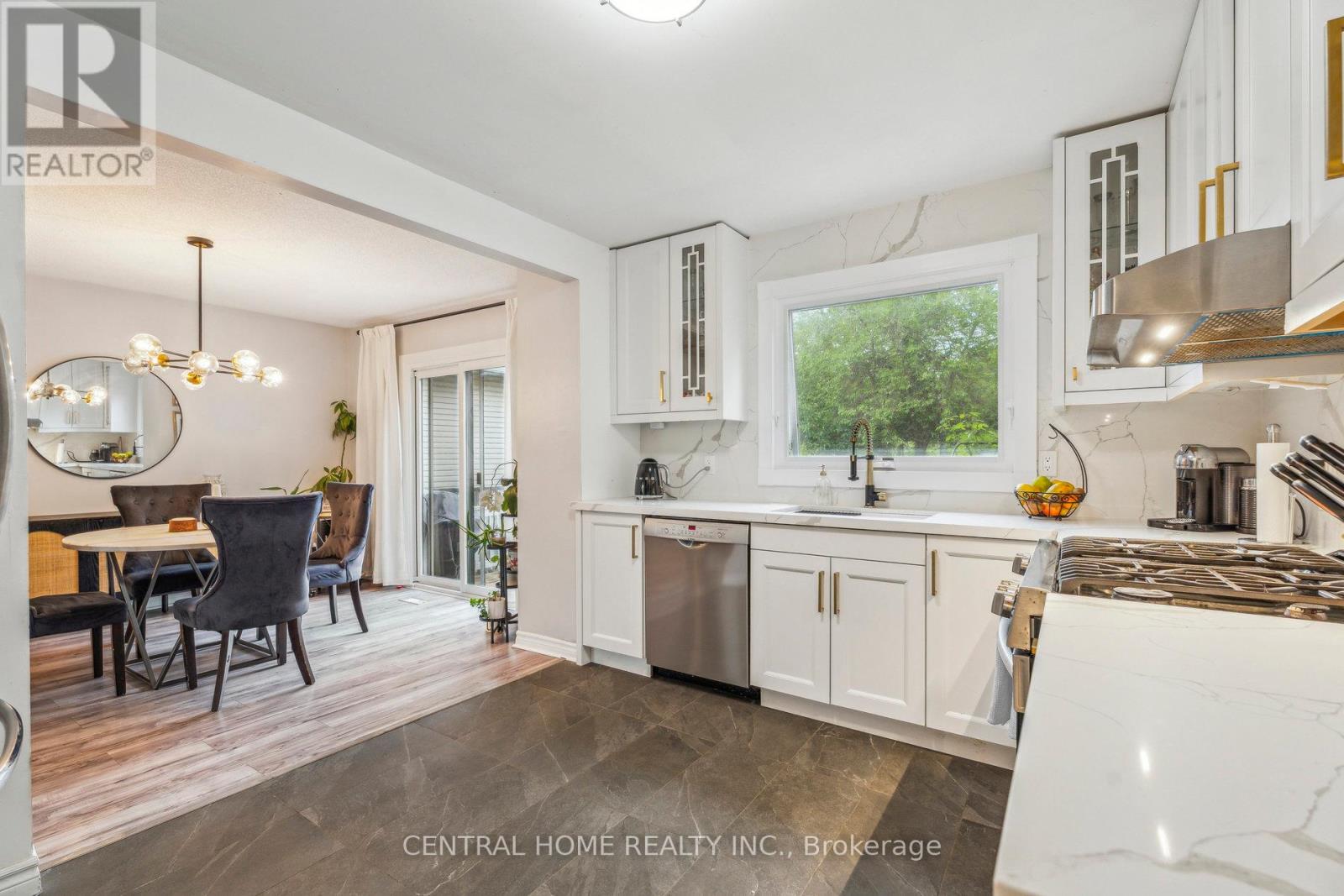 50 METRO ROAD S, Georgina, Ontario