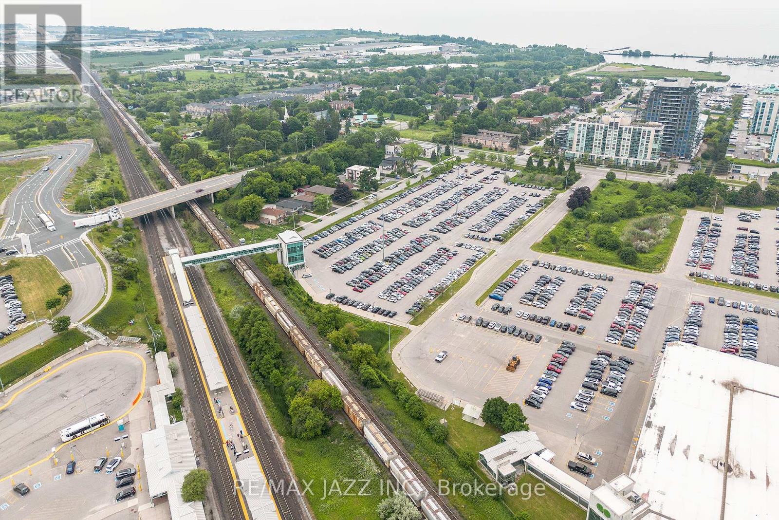 612 - 1600 Charles Street, Whitby, Ontario  L1N 1B9 - Photo 27 - E12414315