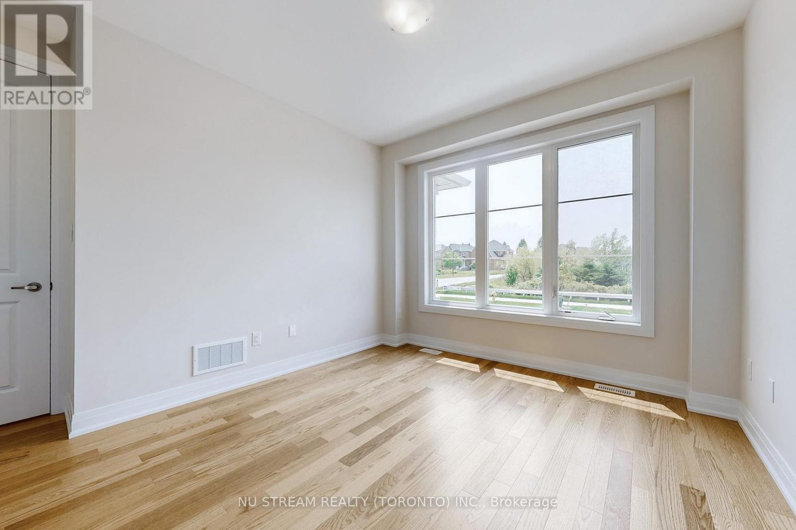 3576 Bur Oak Avenue, Markham, Ontario  L6B 0A8 - Photo 6 - N12414260