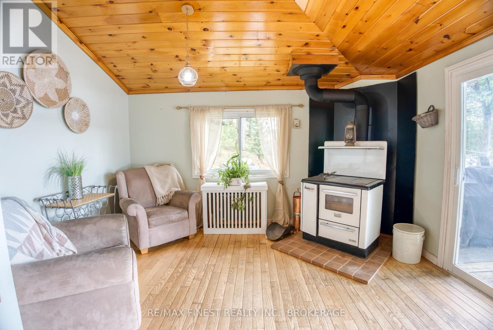 60c Stinson Lane, Frontenac, Ontario  K0H 2V0 - Photo 12 - X12414326