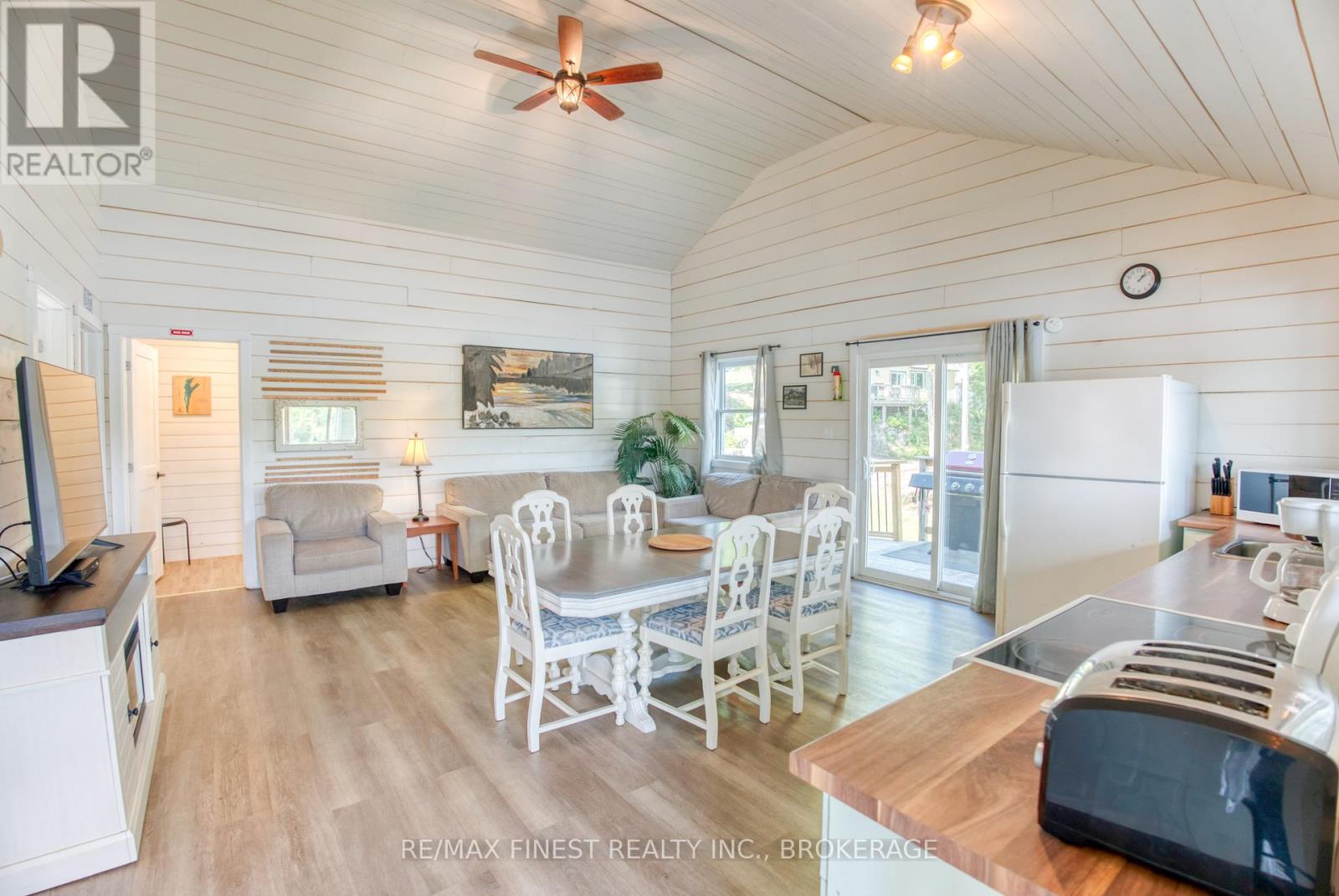 60c Stinson Lane, Frontenac, Ontario  K0H 2V0 - Photo 29 - X12414326