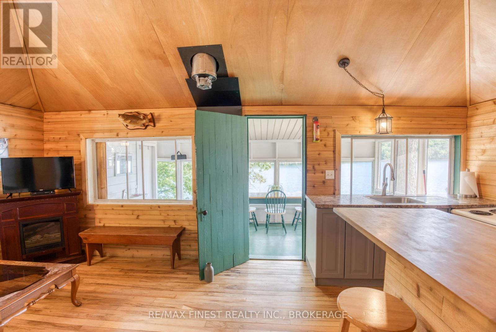 60c Stinson Lane, Frontenac, Ontario  K0H 2V0 - Photo 32 - X12414326