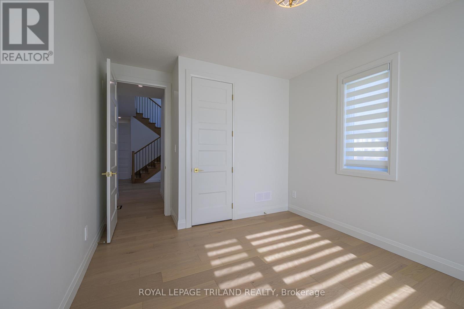 3741 Somerston Crescent, London South, Ontario  N6L 1K3 - Photo 15 - X12414289