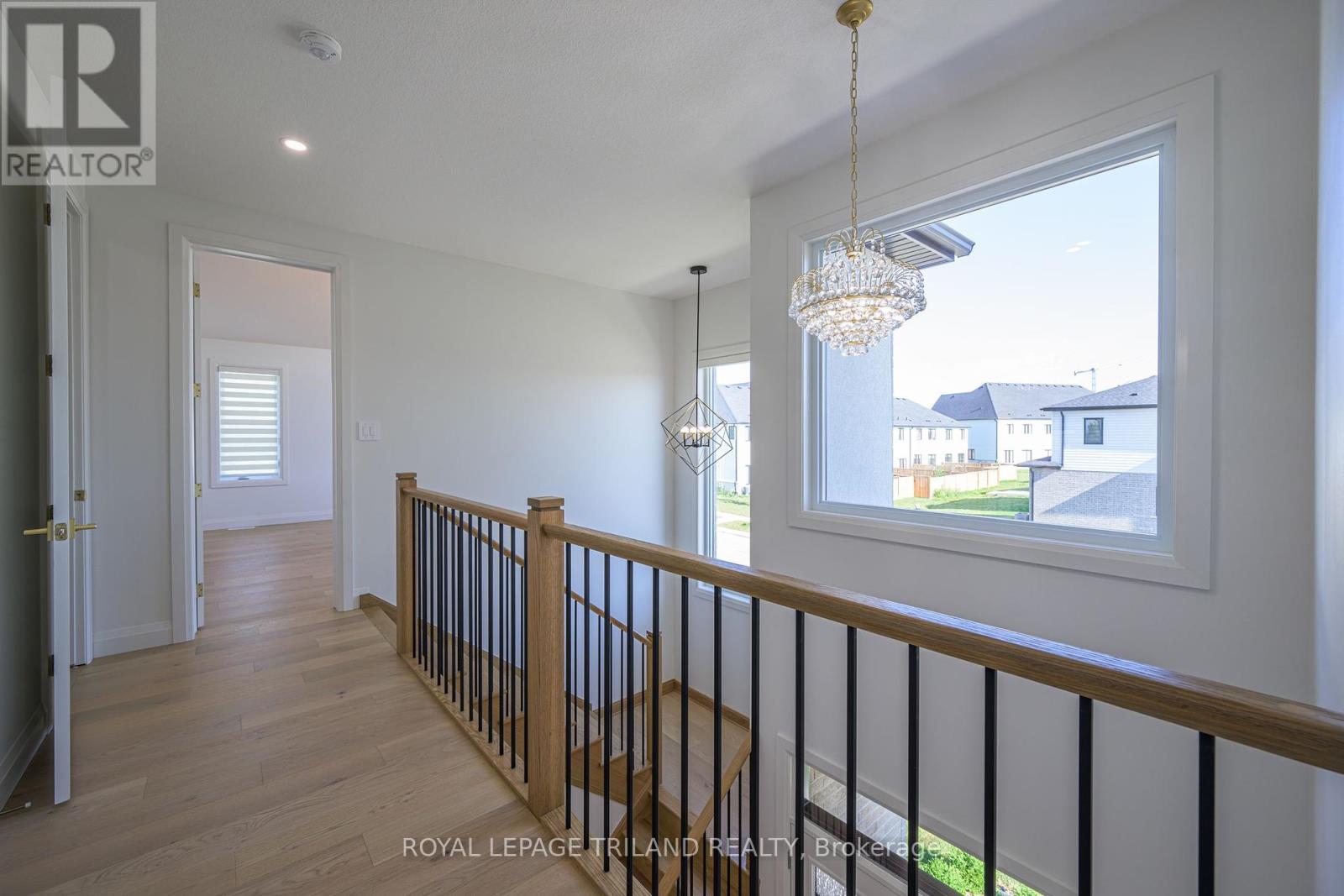 3741 Somerston Crescent, London South, Ontario  N6L 1K3 - Photo 19 - X12414289