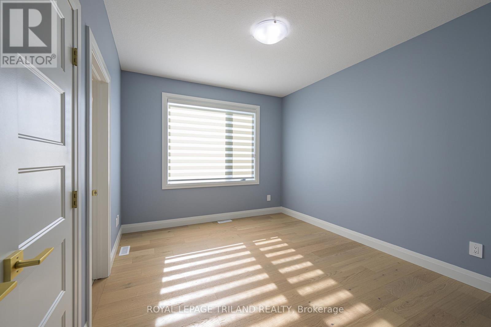 3741 Somerston Crescent, London South, Ontario  N6L 1K3 - Photo 32 - X12414289