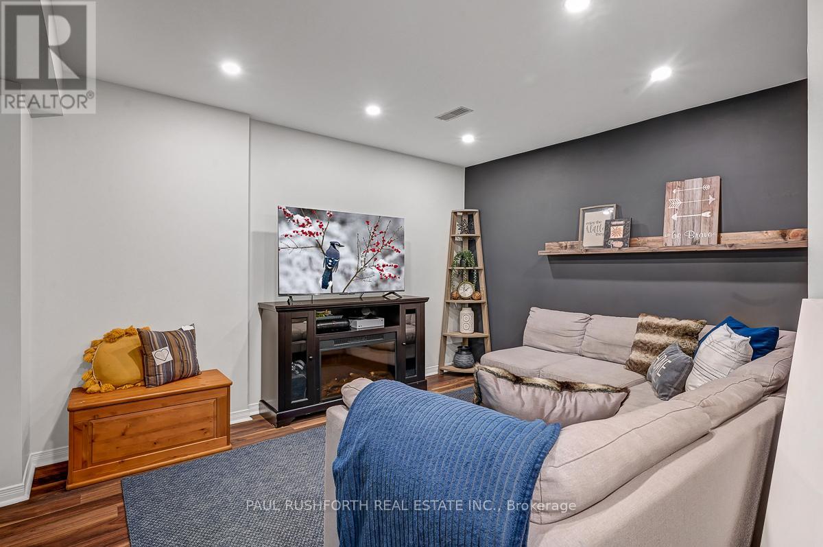 6118 Silverbirch Street, Ottawa, Ontario  K1W 1C4 - Photo 23 - X12414305
