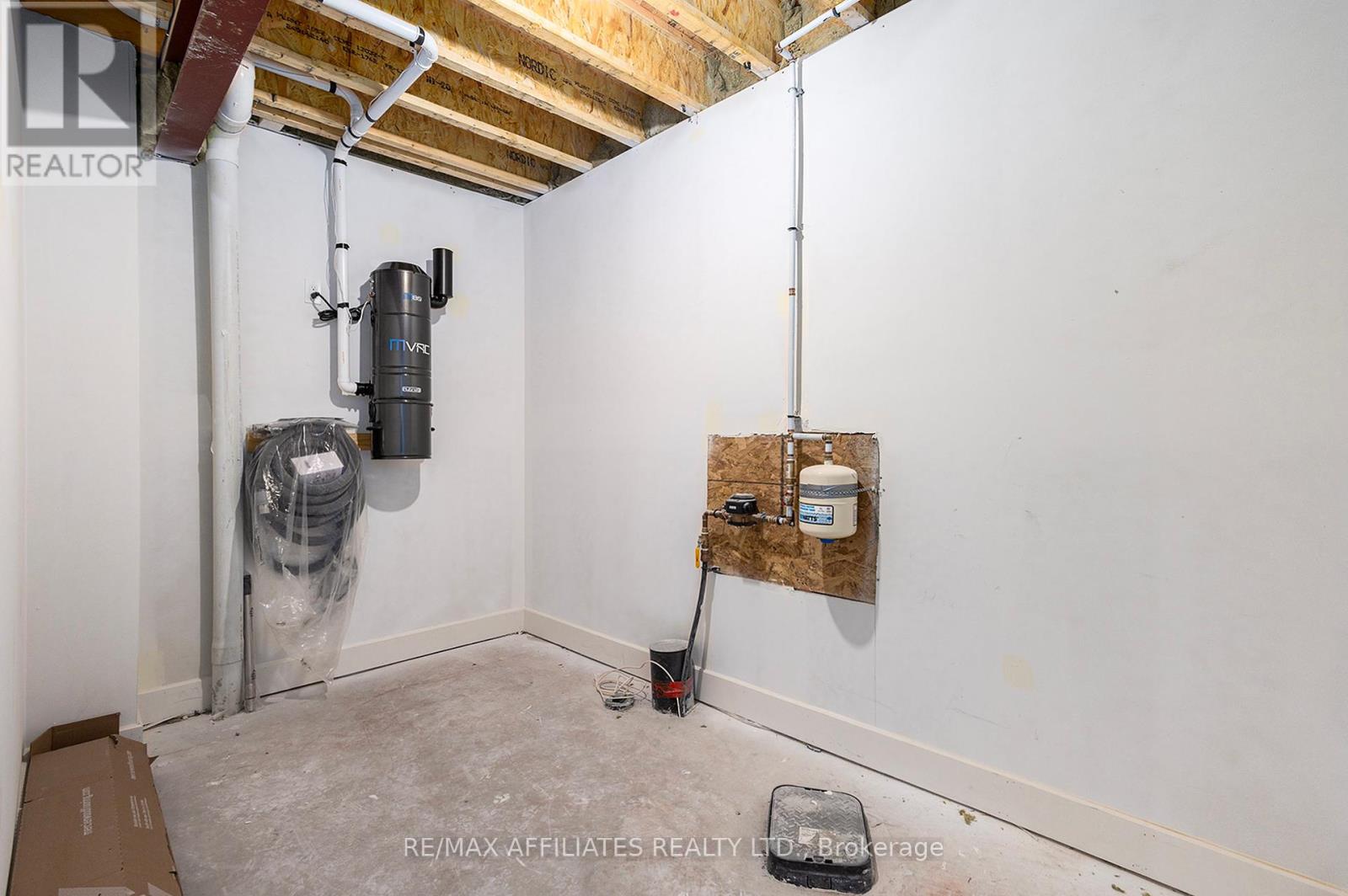 1353 Diamond Street, Clarence-Rockland, Ontario  K4K 0M6 - Photo 38 - X12414318
