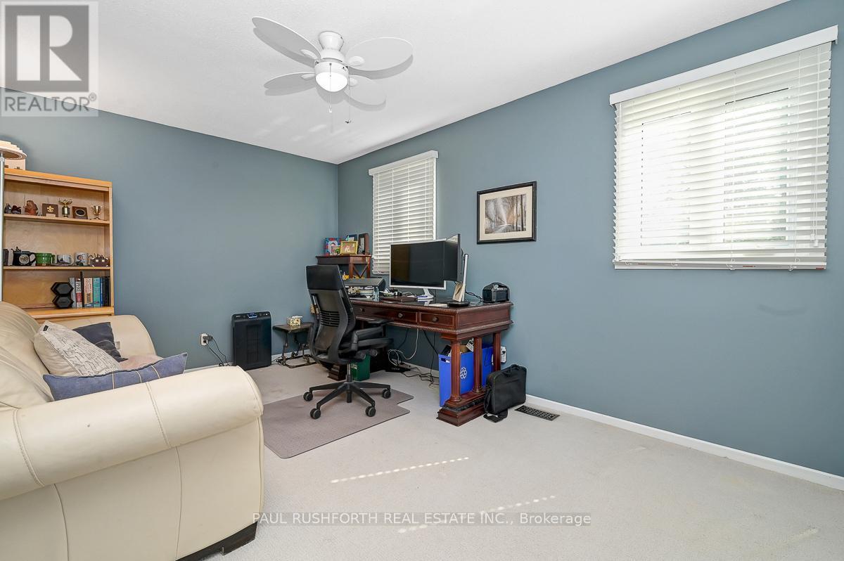 6351 Viseneau Drive, Ottawa, Ontario  K1C 2G8 - Photo 20 - X12414335