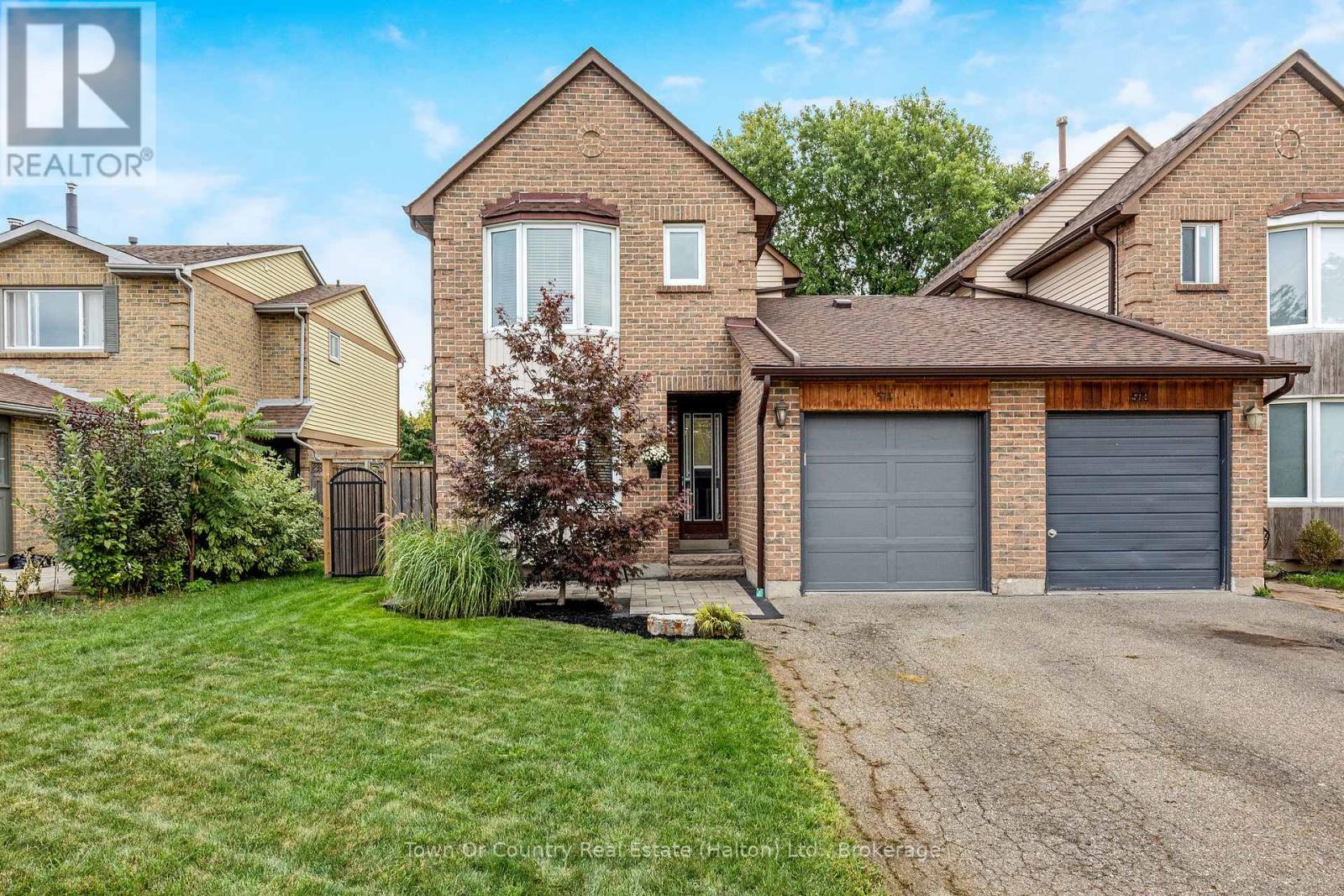 574 LAURIER AVENUE, Milton, Ontario