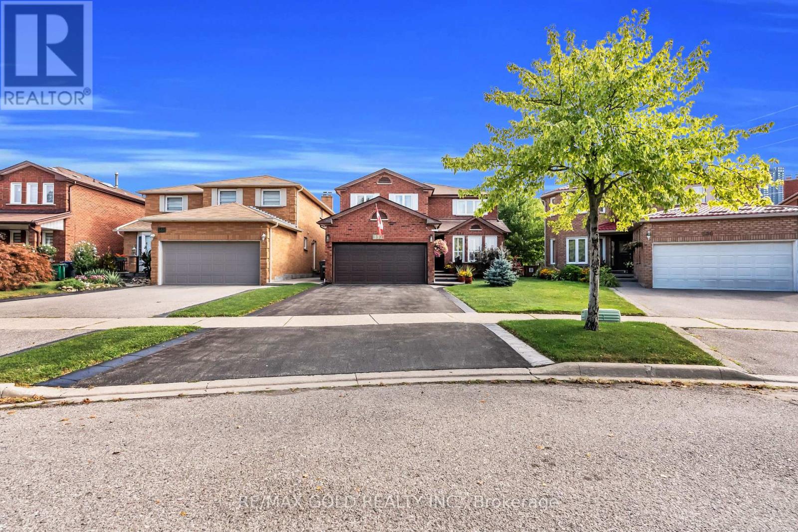 552 Farwell Crescent, Mississauga, Ontario  L5R 2A6 - Photo 47 - W12355008