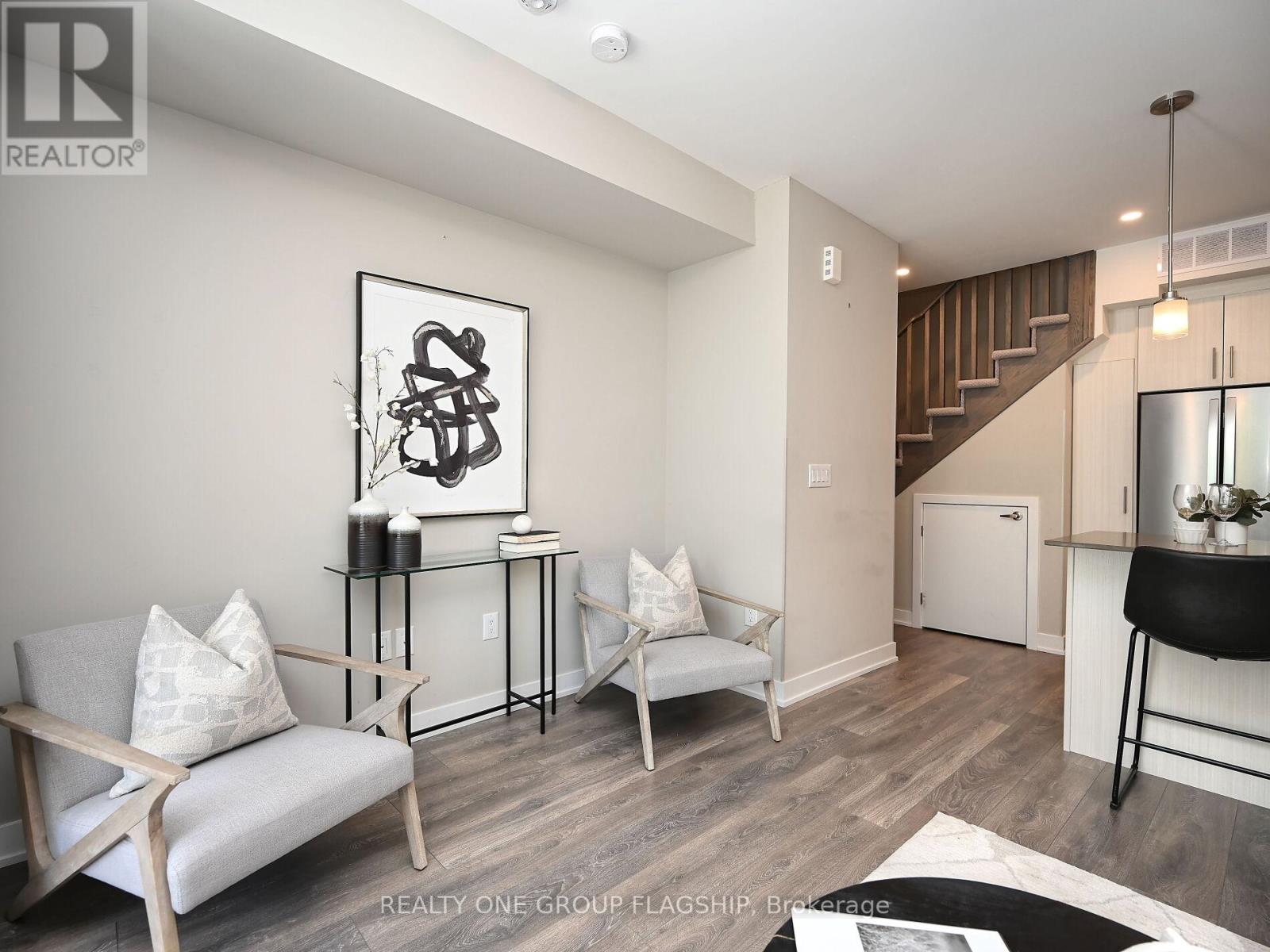 3 - 3492 Widdicombe Way, Mississauga, Ontario  L5L 0B9 - Photo 9 - W12414245