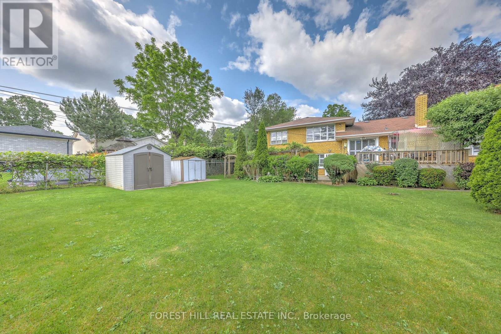 89 Portage Avenue, Toronto, Ontario  M9N 3H2 - Photo 43 - W12414247