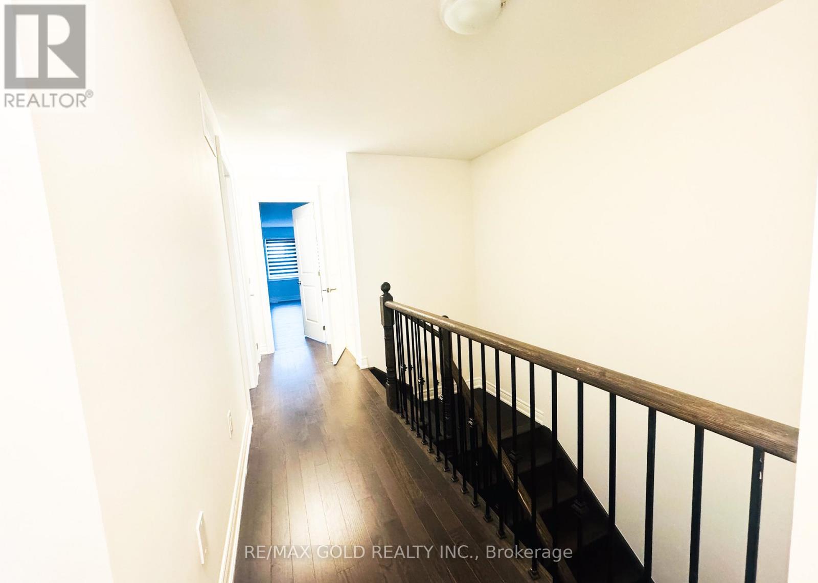 74 Grassbank Road, Brampton, Ontario  L6R 4E5 - Photo 7 - W12414264