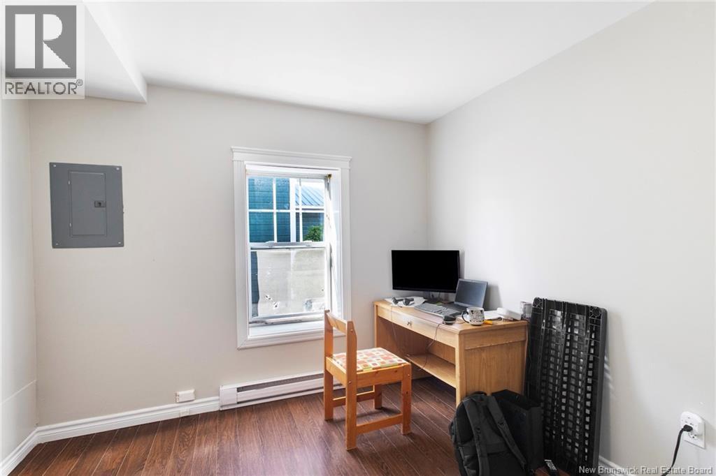 247 Dundonald Street, Fredericton, New Brunswick  E3B 1X1 - Photo 13 - NB127001
