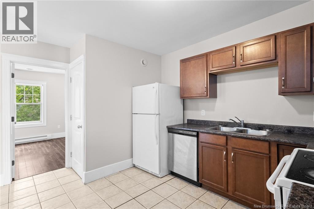 247 Dundonald Street, Fredericton, New Brunswick  E3B 1X1 - Photo 32 - NB127001