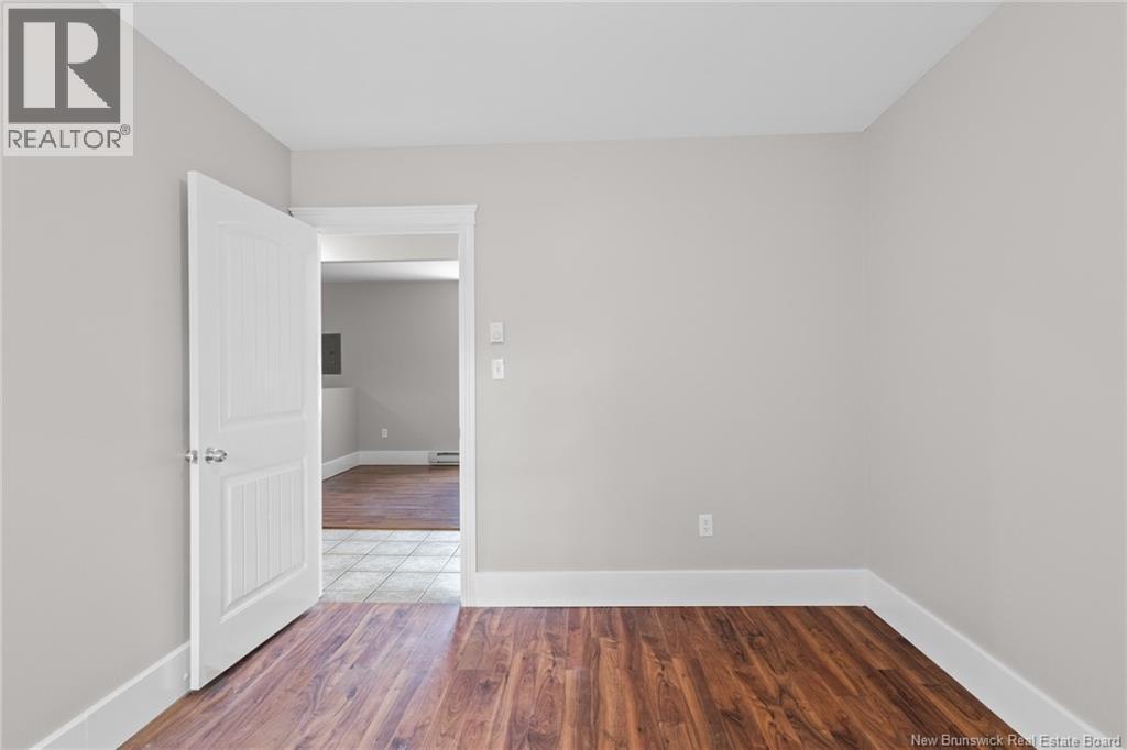 247 Dundonald Street, Fredericton, New Brunswick  E3B 1X1 - Photo 35 - NB127001