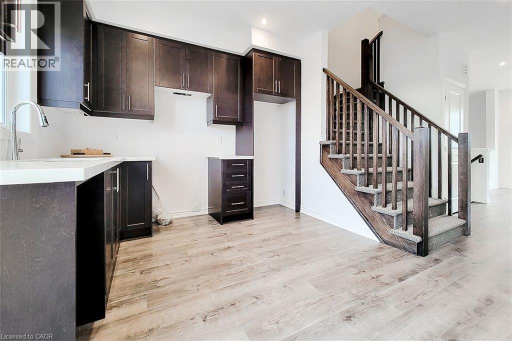 61 Soho Street Unit# 33, Stoney Creek, Ontario  L8J 0M6 - Photo 8 - 40771549