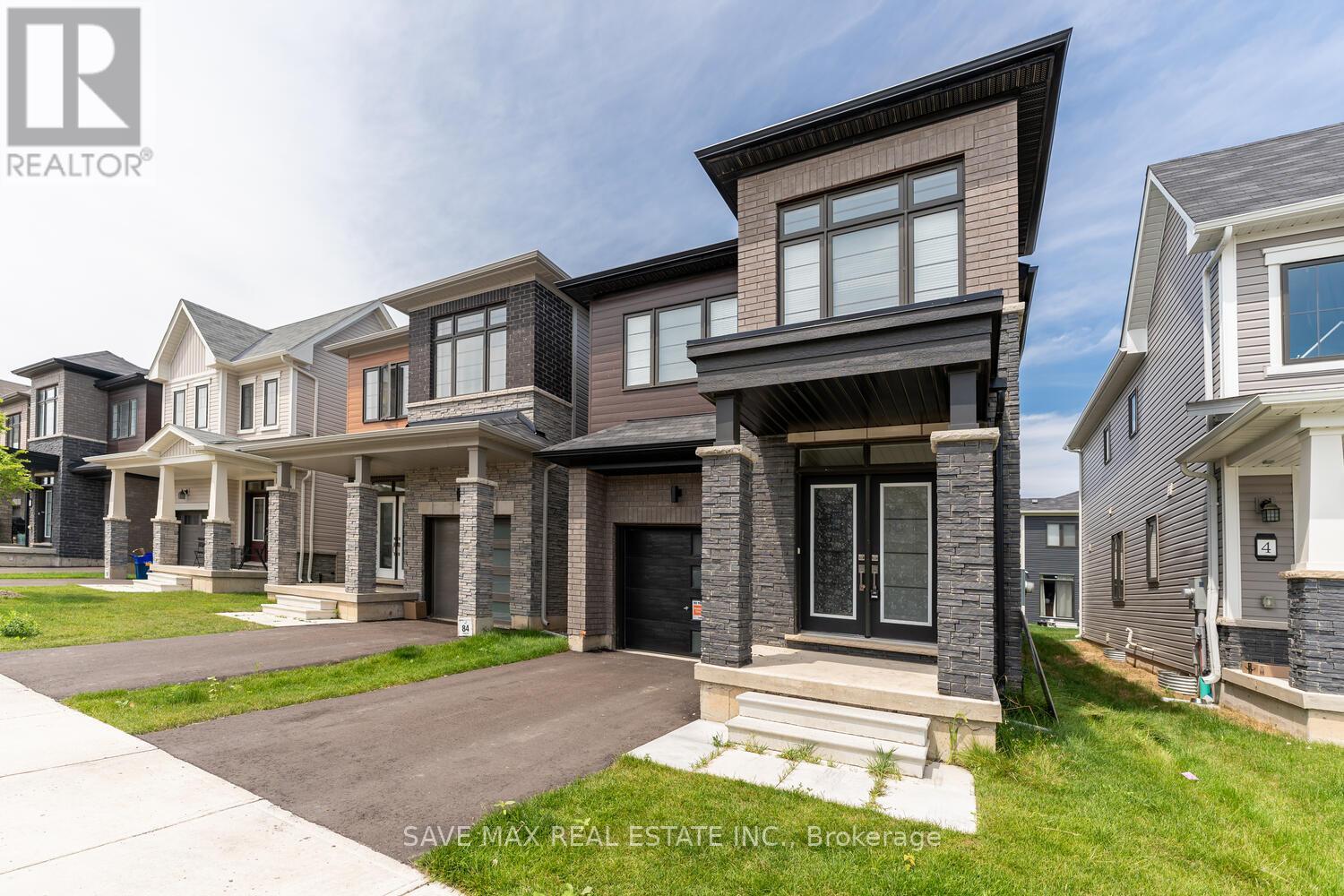 6 AMOS AVENUE, Brantford, Ontario