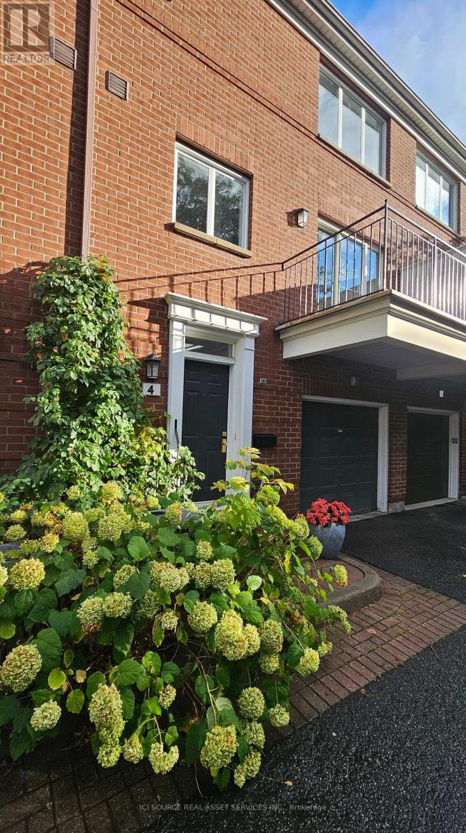 4 THORBURN AVENUE, Ottawa, Ontario
