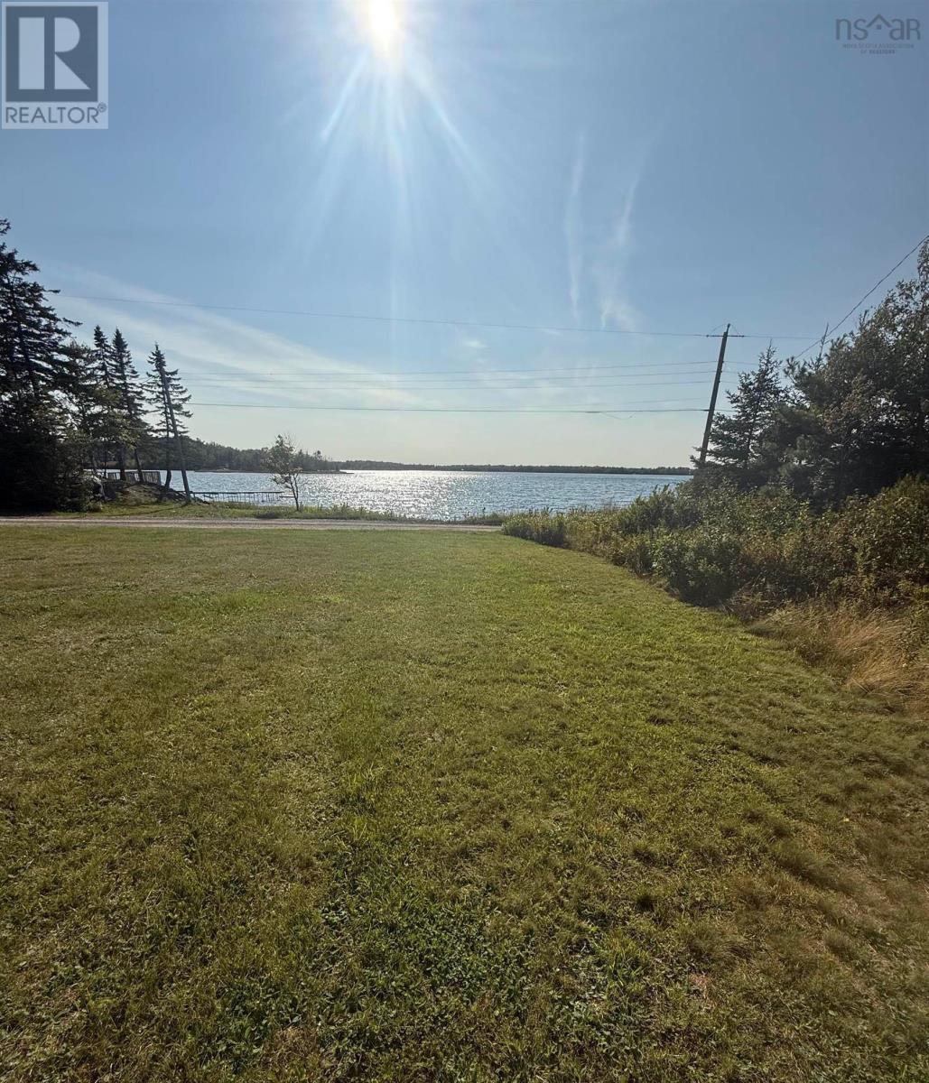 103 Paradise Road, Albert Bridge, Nova Scotia  B1K 3R4 - Photo 2 - 202523767