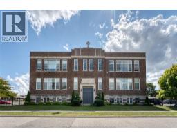 647 IRVINE Unit# 305, Windsor, Ontario
