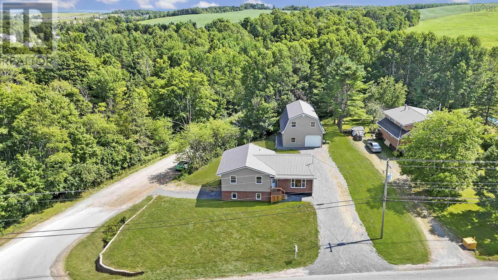 Property at 39 Robinson Road image 3