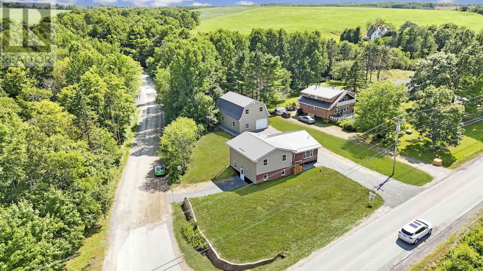 Property at 39 Robinson Road image 2