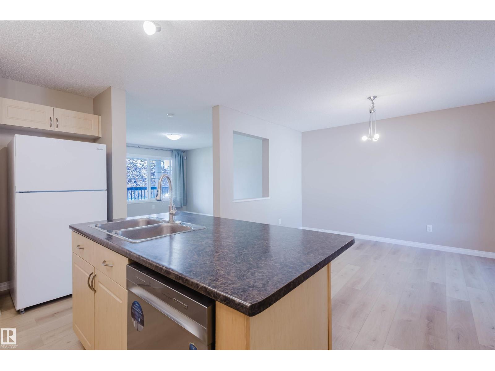 9235 Scott Ln Nw, Edmonton, Alberta  T6R 0E6 - Photo 10 - E4458497