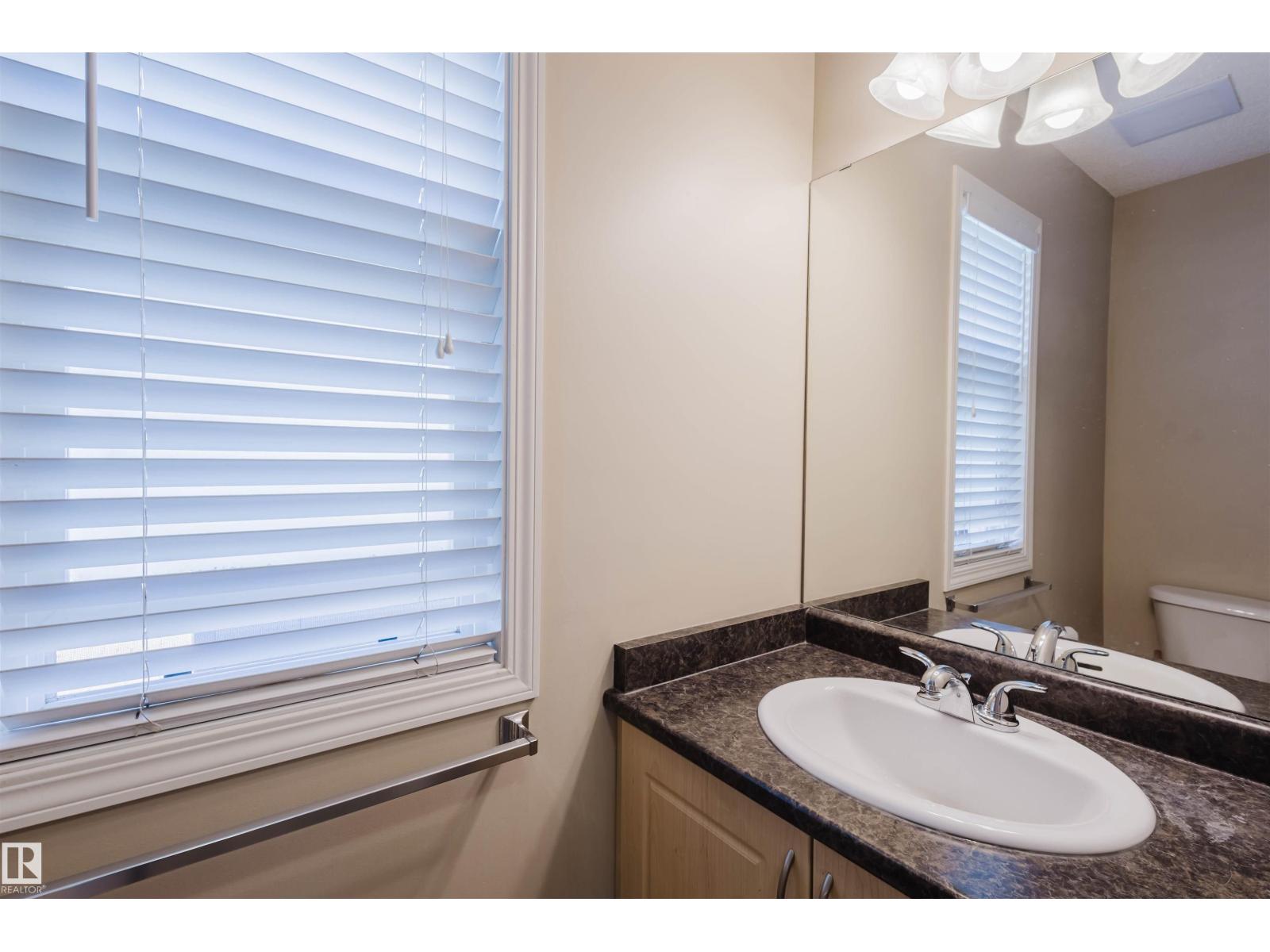 9235 Scott Ln Nw, Edmonton, Alberta  T6R 0E6 - Photo 14 - E4458497