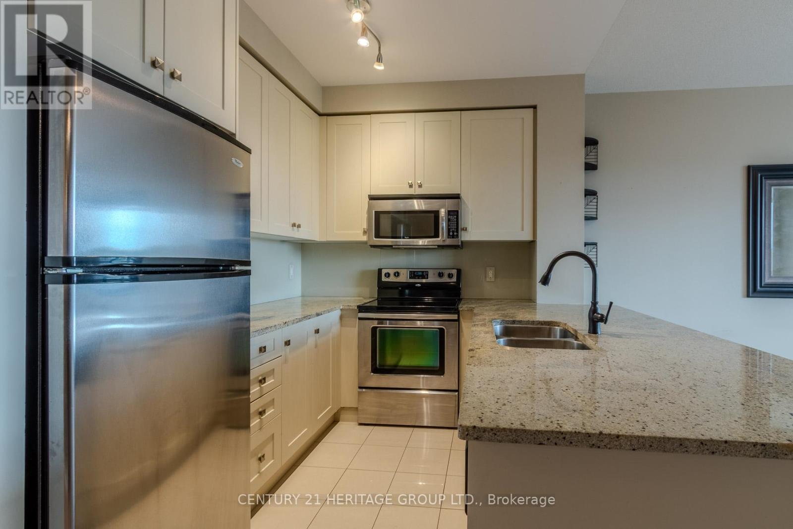 615 - 9245 Jane Street, Vaughan, Ontario  L6A 0J9 - Photo 11 - N12414279