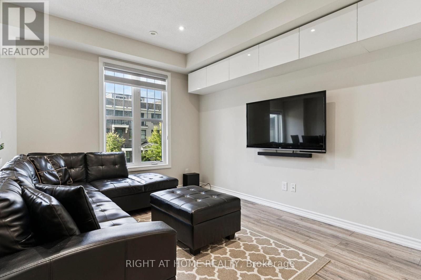 30 Boadway Crescent, Whitchurch-Stouffville, Ontario  L4A 1Y2 - Photo 14 - N12414285