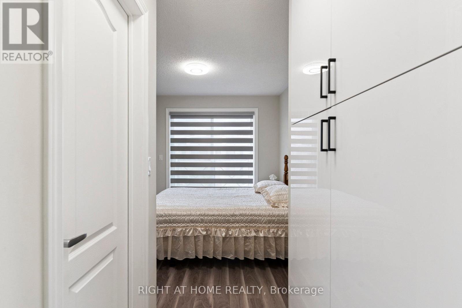 30 Boadway Crescent, Whitchurch-Stouffville, Ontario  L4A 1Y2 - Photo 28 - N12414285