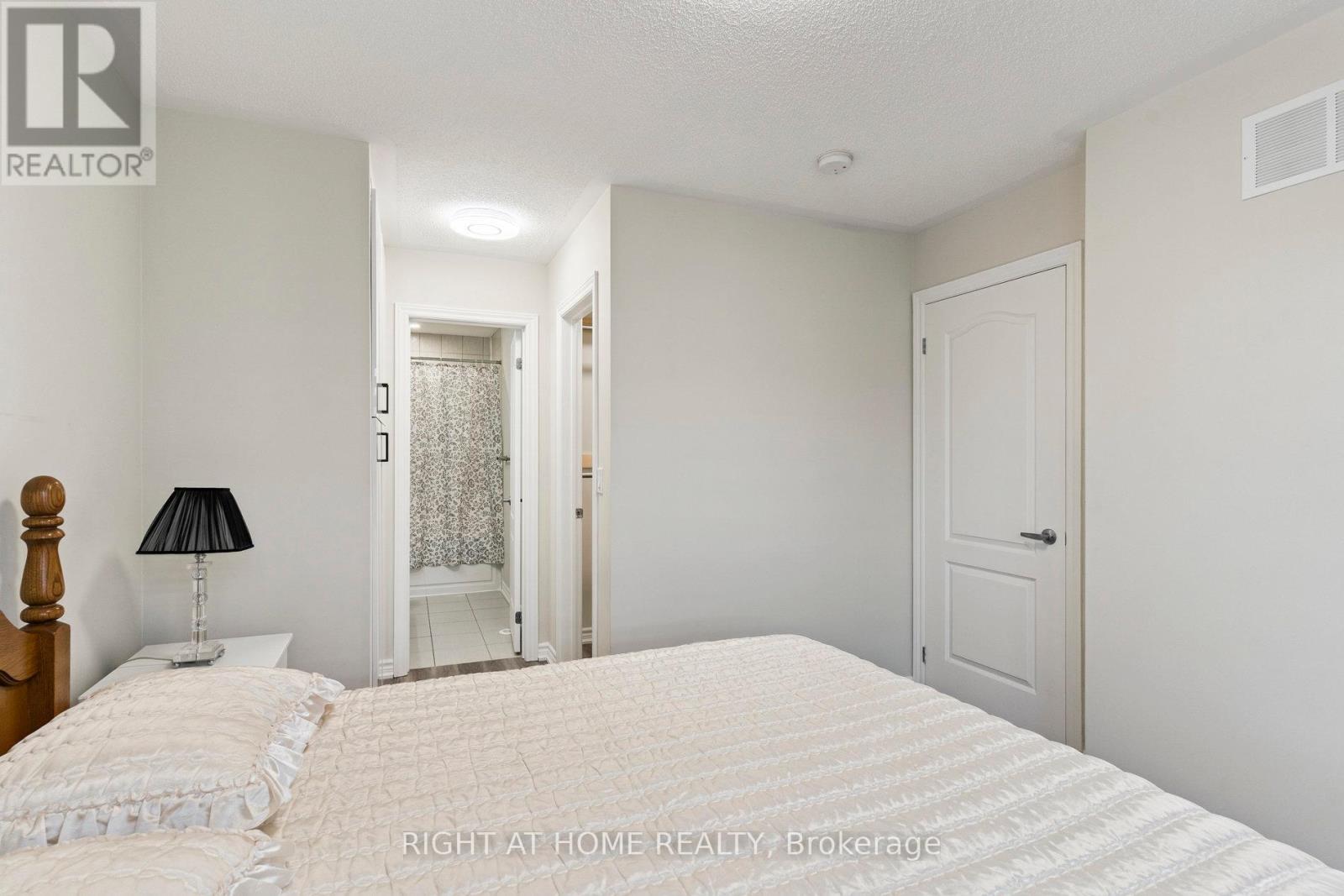 30 Boadway Crescent, Whitchurch-Stouffville, Ontario  L4A 1Y2 - Photo 30 - N12414285