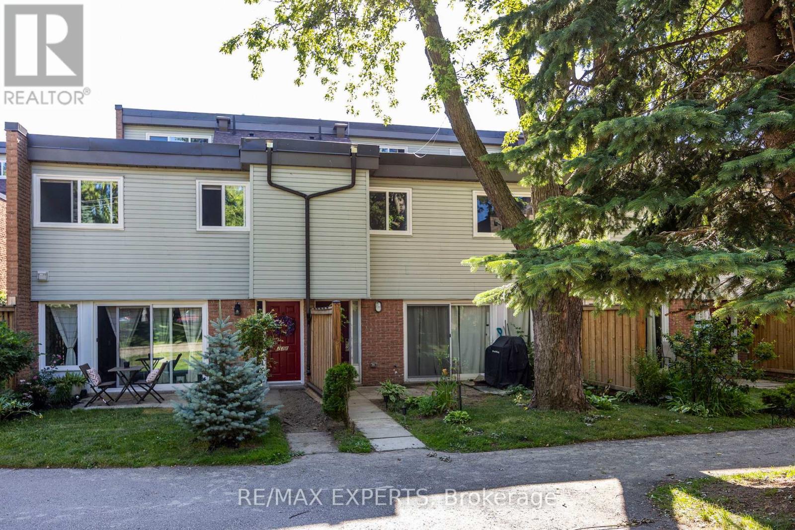 242 MILESTONE CRESCENT, Aurora, Ontario