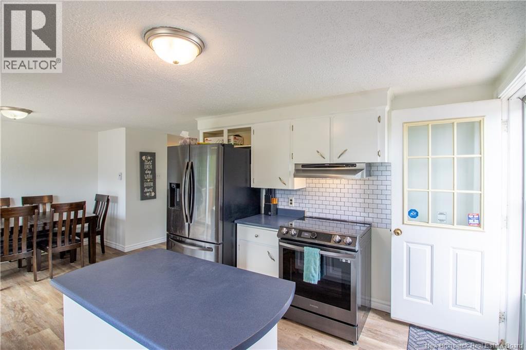 11 Tamtrev Court, Waasis, New Brunswick  E3B 9A2 - Photo 15 - NB127039
