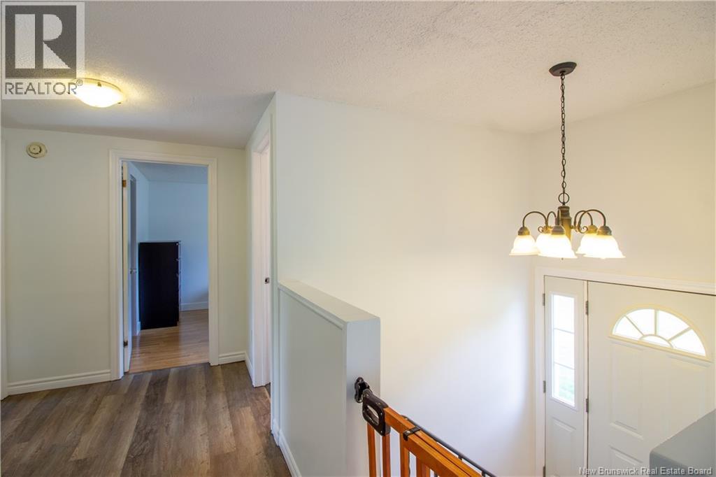 11 Tamtrev Court, Waasis, New Brunswick  E3B 9A2 - Photo 3 - NB127039