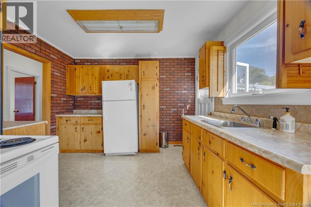 135 Porter Street, Saint John, New Brunswick  E2M 0A4 - Photo 10 - NB126794