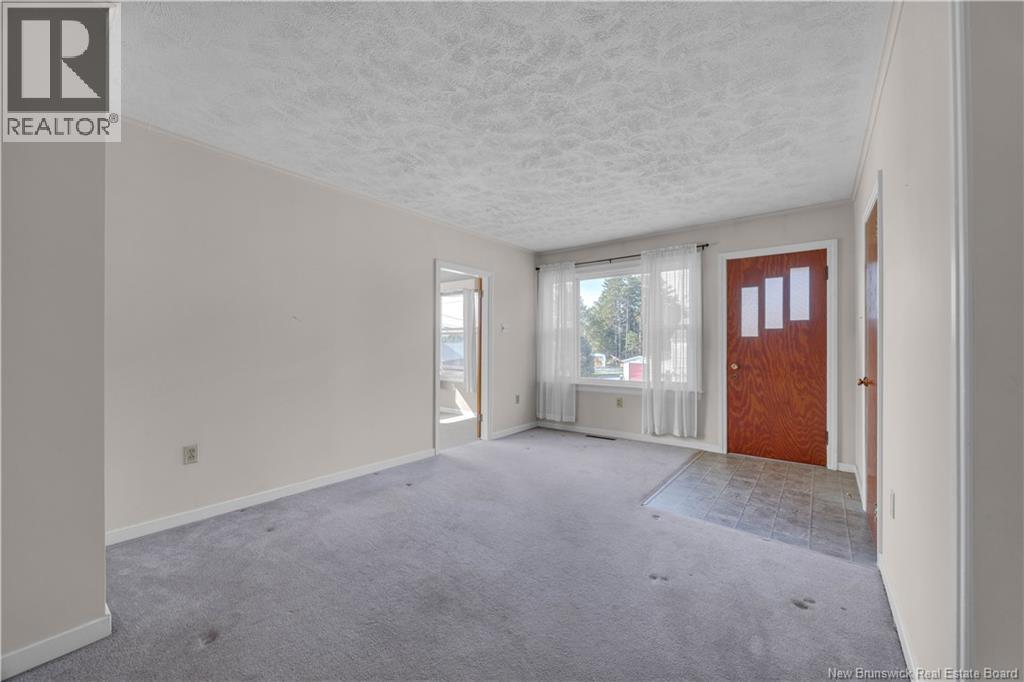 135 Porter Street, Saint John, New Brunswick  E2M 0A4 - Photo 4 - NB126794