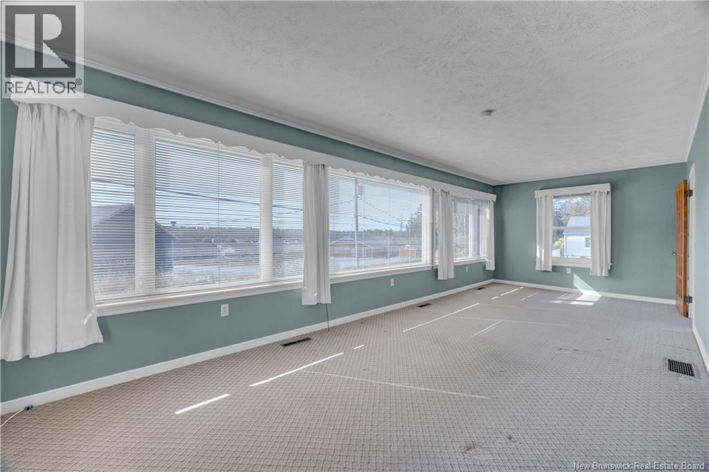 135 Porter Street, Saint John, New Brunswick  E2M 0A4 - Photo 6 - NB126794