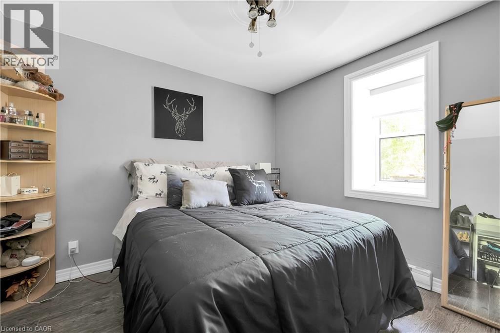 4249 Academy Street, Beamsville, Ontario  L3J 0R5 - Photo 11 - 40771416